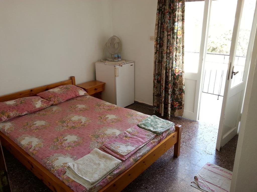 Marina'S Rooms Lipsi Habitación foto