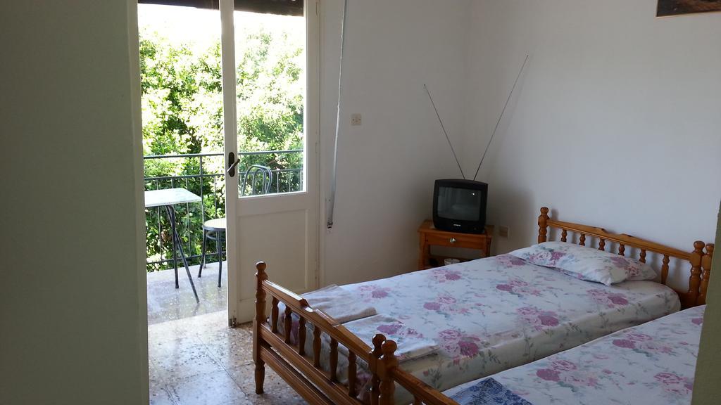 Marina'S Rooms Lipsi Habitación foto